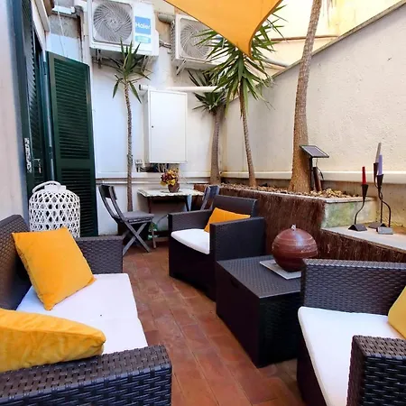 B&g Navona Apartment