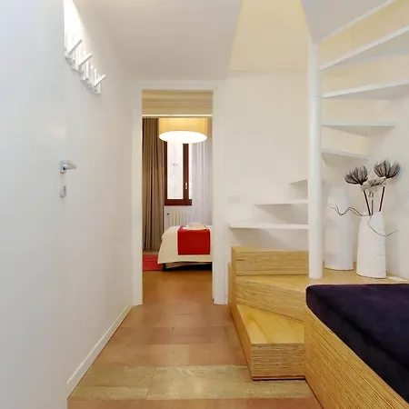 B&g Navona Apartment