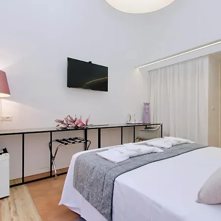 B&g Navona Апартаменты